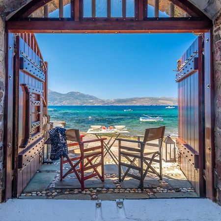 Neosikos Amazing Beach House In Milos Island Villa Klima  Kültér fotó